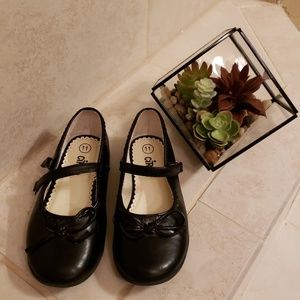 New girls dress shoes size 11